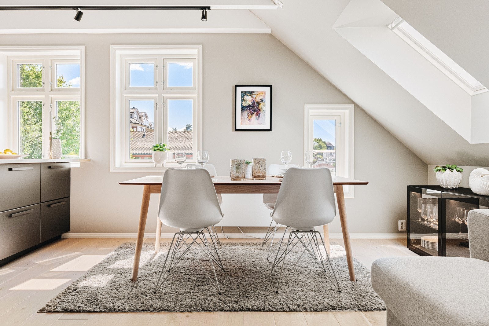 God plass til å innrede med spisegruppe! Galleribilde