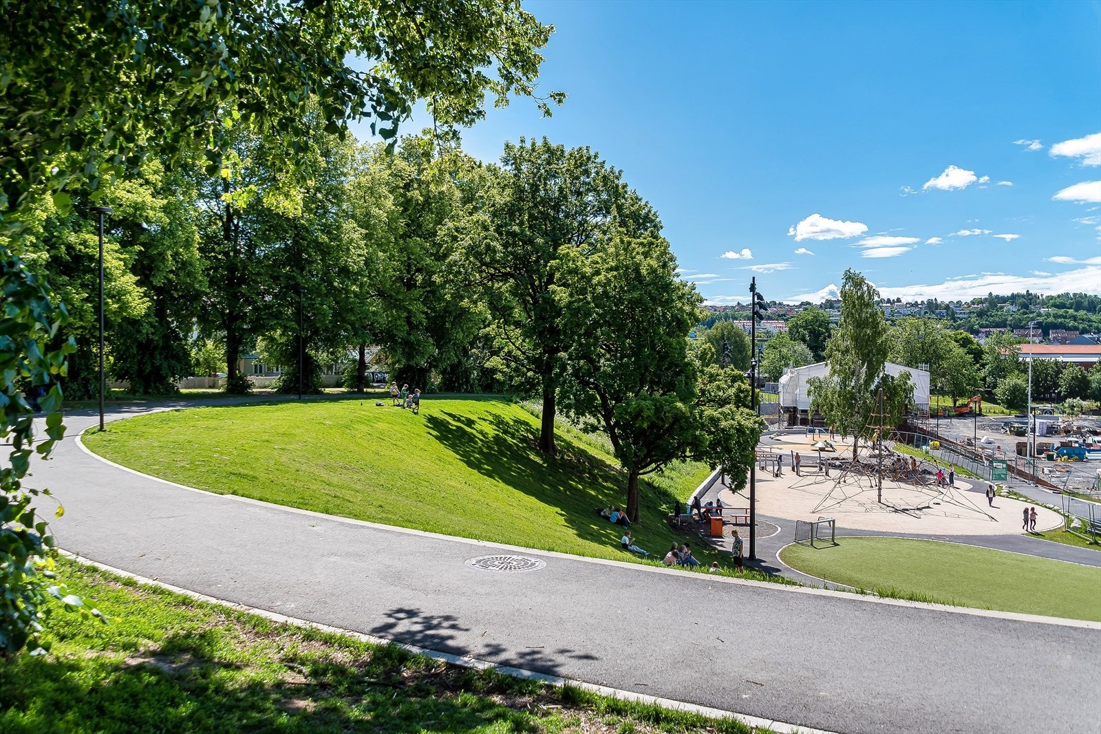 Jordalparkenanlegg har vært gjennom omfattende rehabilitering. Ny skatepark, fotballbane og rehabilitert klubbhus stod ferdig i løpet av 2023. Galleribilde