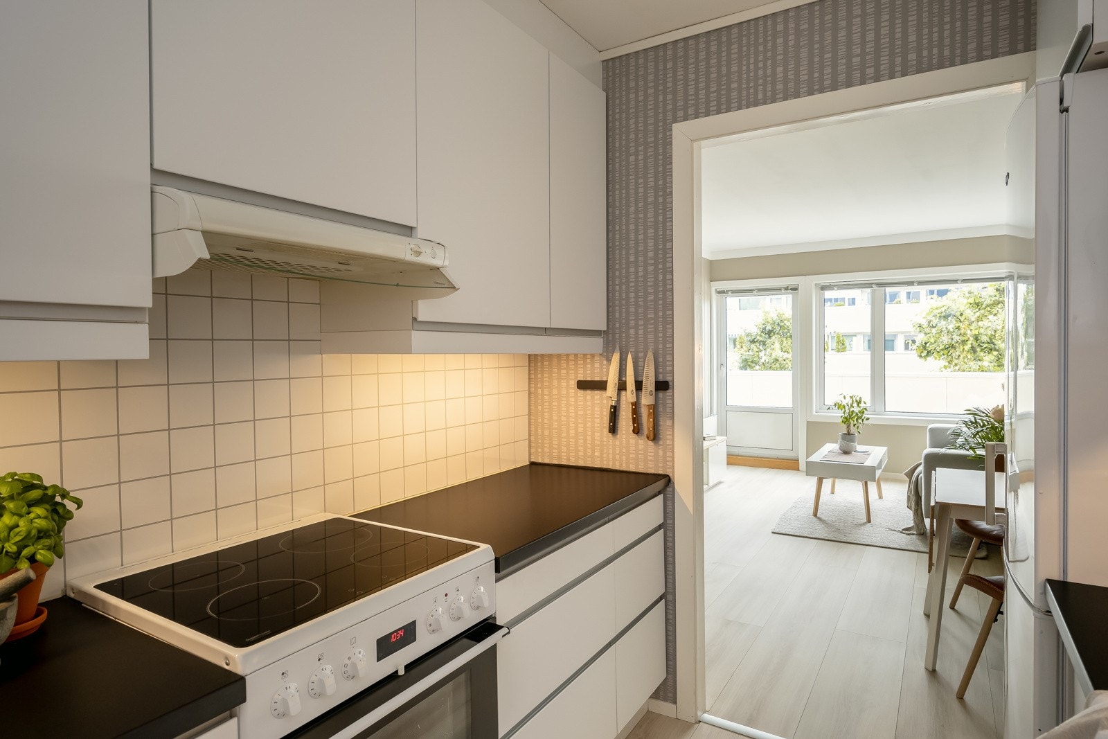 Varmtvannsberederen på 100L er ny fra 2015, og har lekkasjesikring. Galleribilde