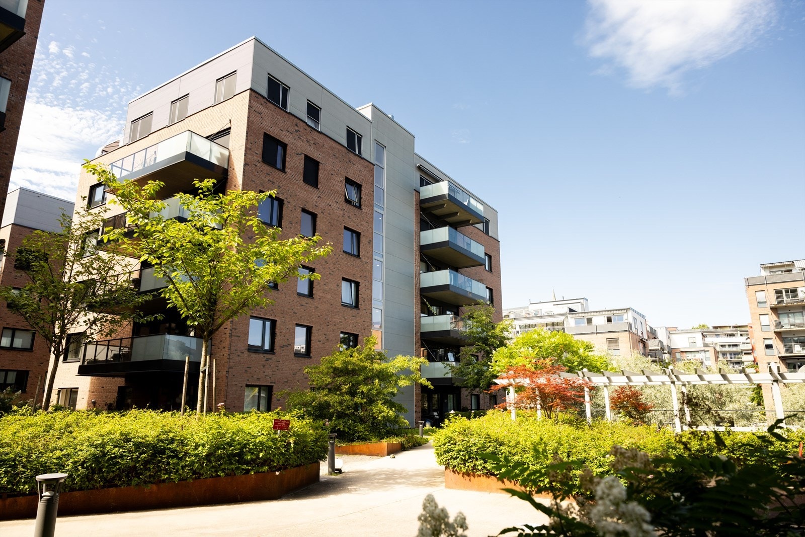 Kværnerbyen er et rolig og barnevennlig område med flere flotte grøntområder, butikker og mer! Galleribilde