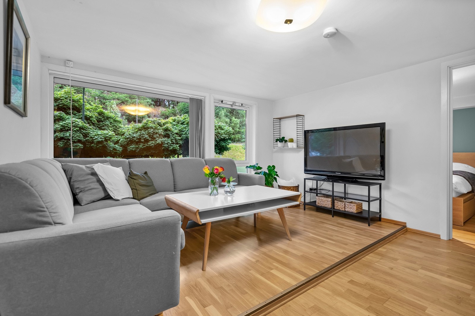 Fin TV-stue i 2 etasje med flott utsyn Galleribilde