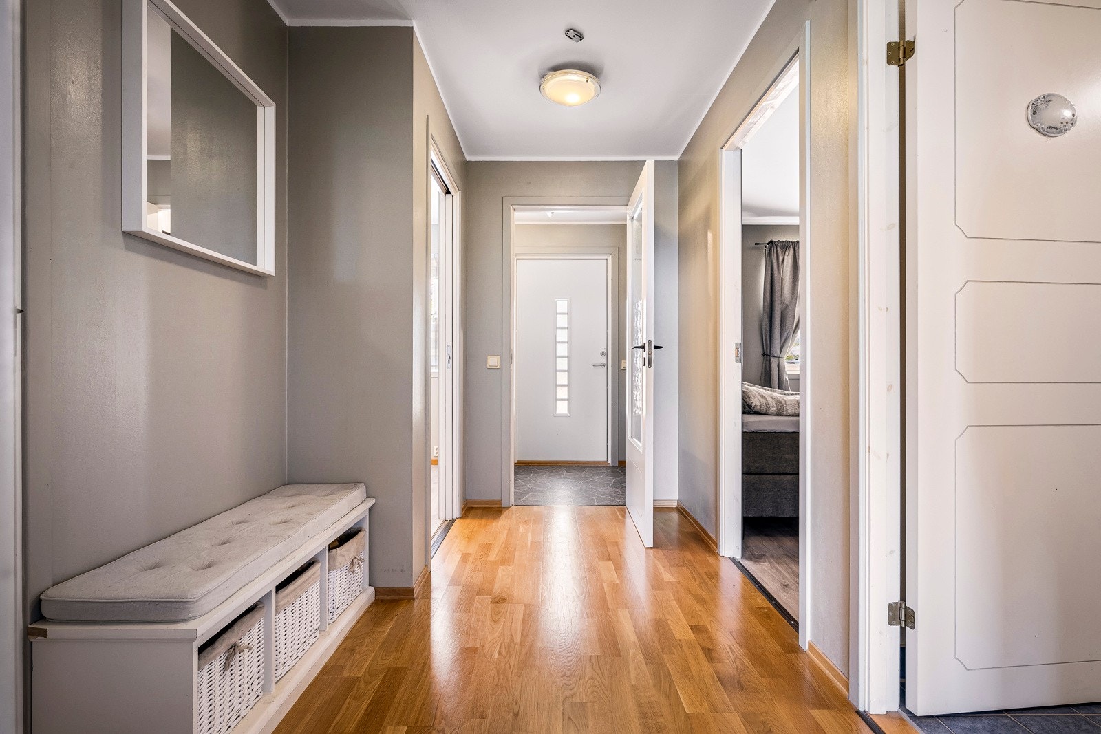 Romslig gang! Galleribilde