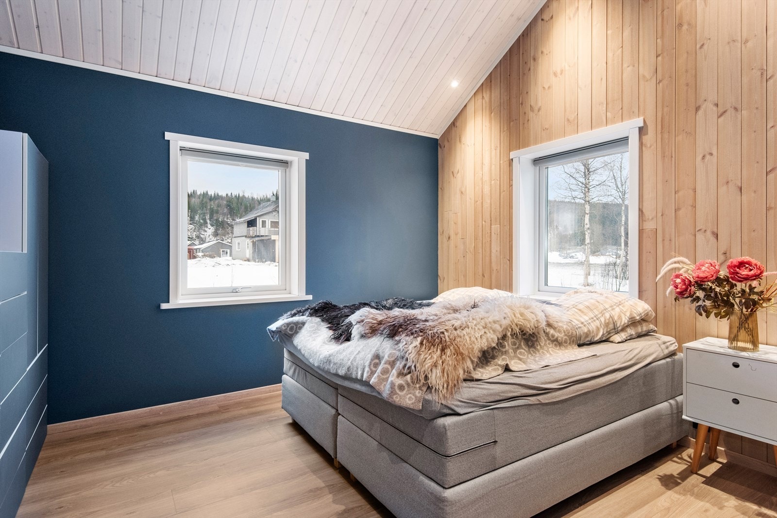 Hovedsoverom, også utstyrt med garderobeskap Galleribilde