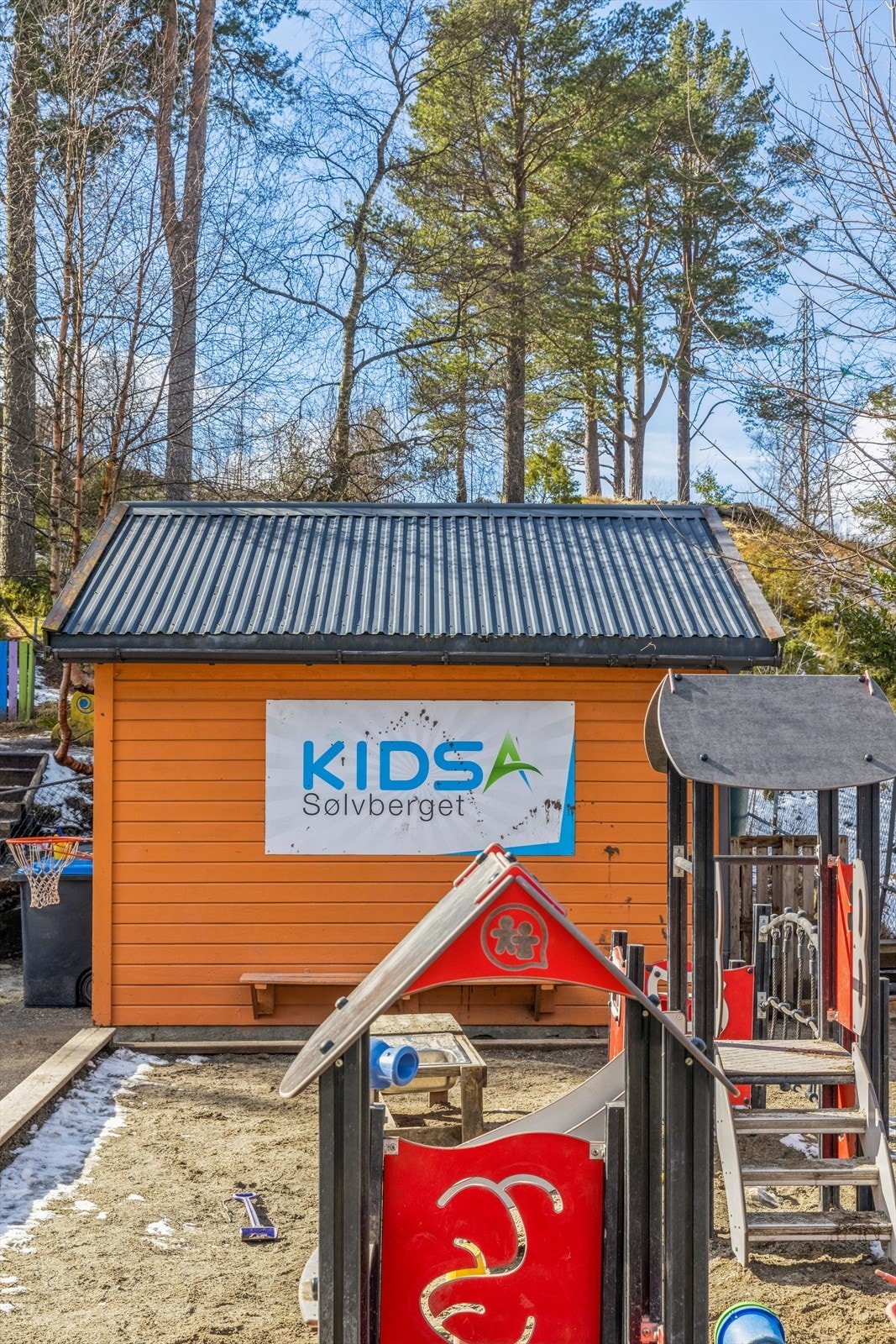 Kidsa barnehage ligger et lite steinkast fra boligblokken. Galleribilde