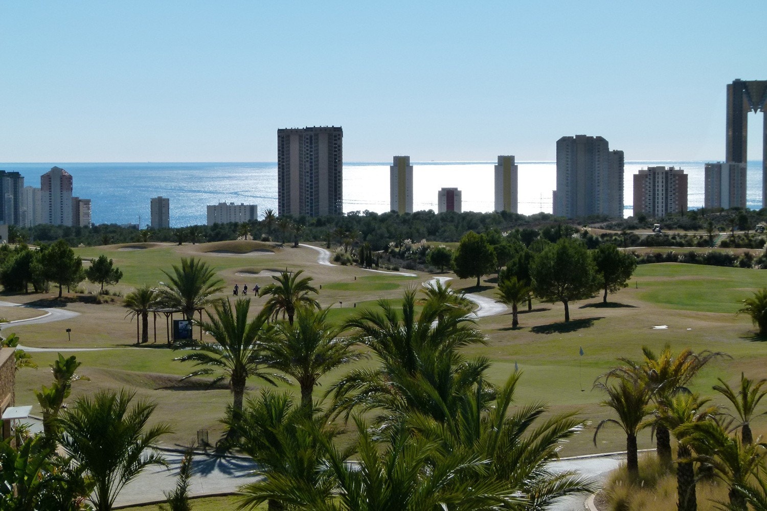 Utsikt fra en av golfbanene i området Galleribilde