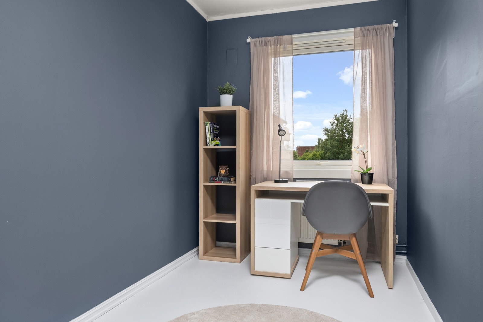 Soverom 3 med plass til seng og garderobe. Galleribilde