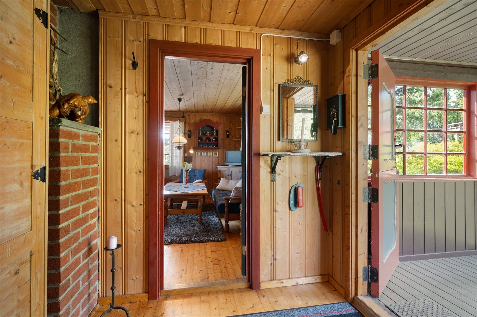 Velkommen inn i hovedhytta. Galleribilde