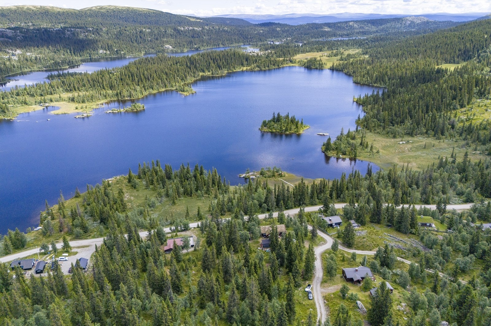 Spredt fritidsbebyggelse med nærhet til Hattsto Galleribilde