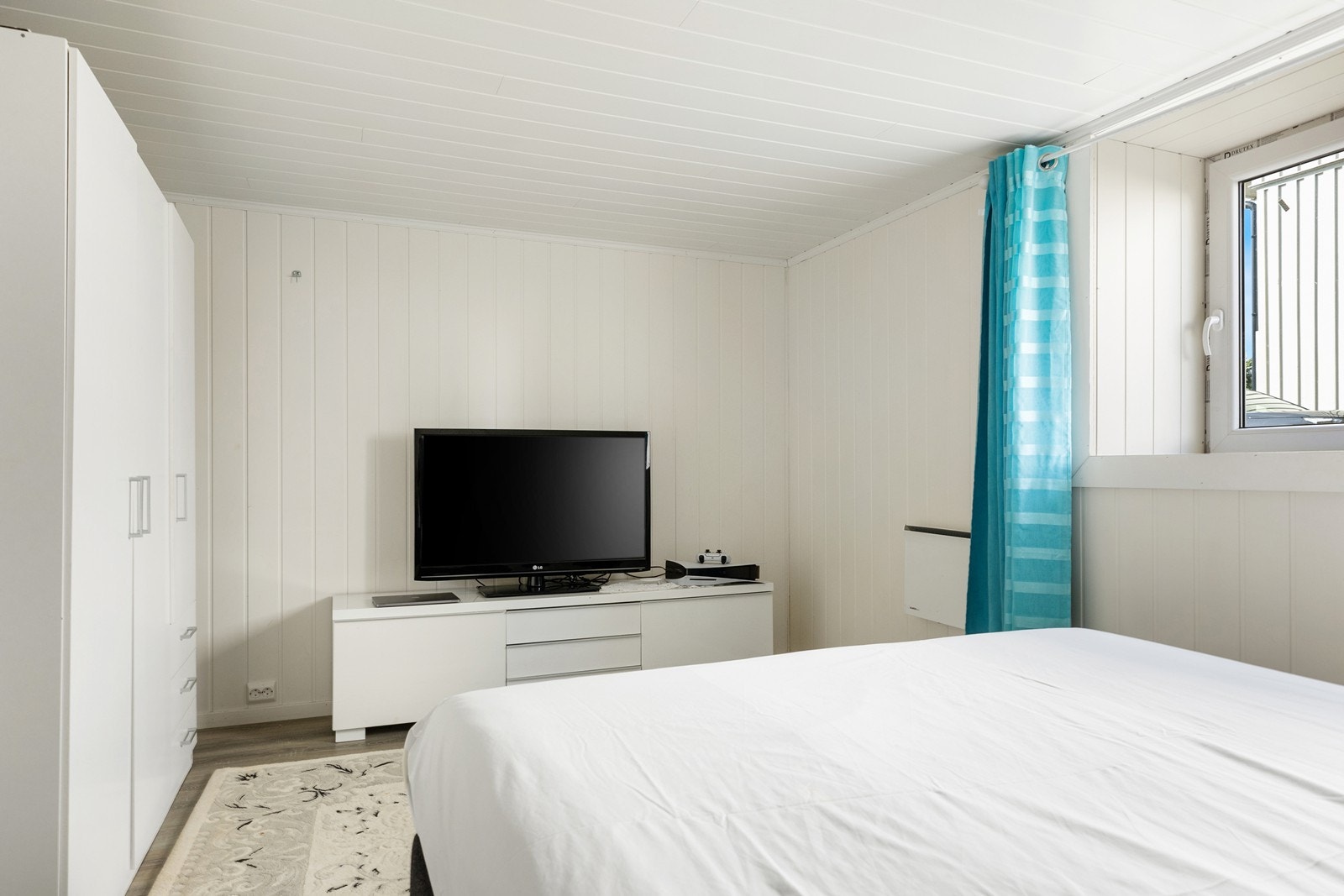 Bod innredet som soverom (ikke byggesøkt eller godkjent til varig opphold) Galleribilde