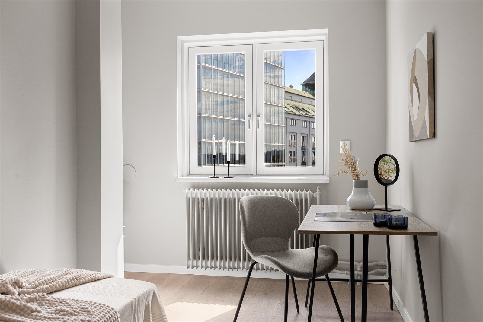 Her er det også god plass til det man måtte ønske av møblement Galleribilde