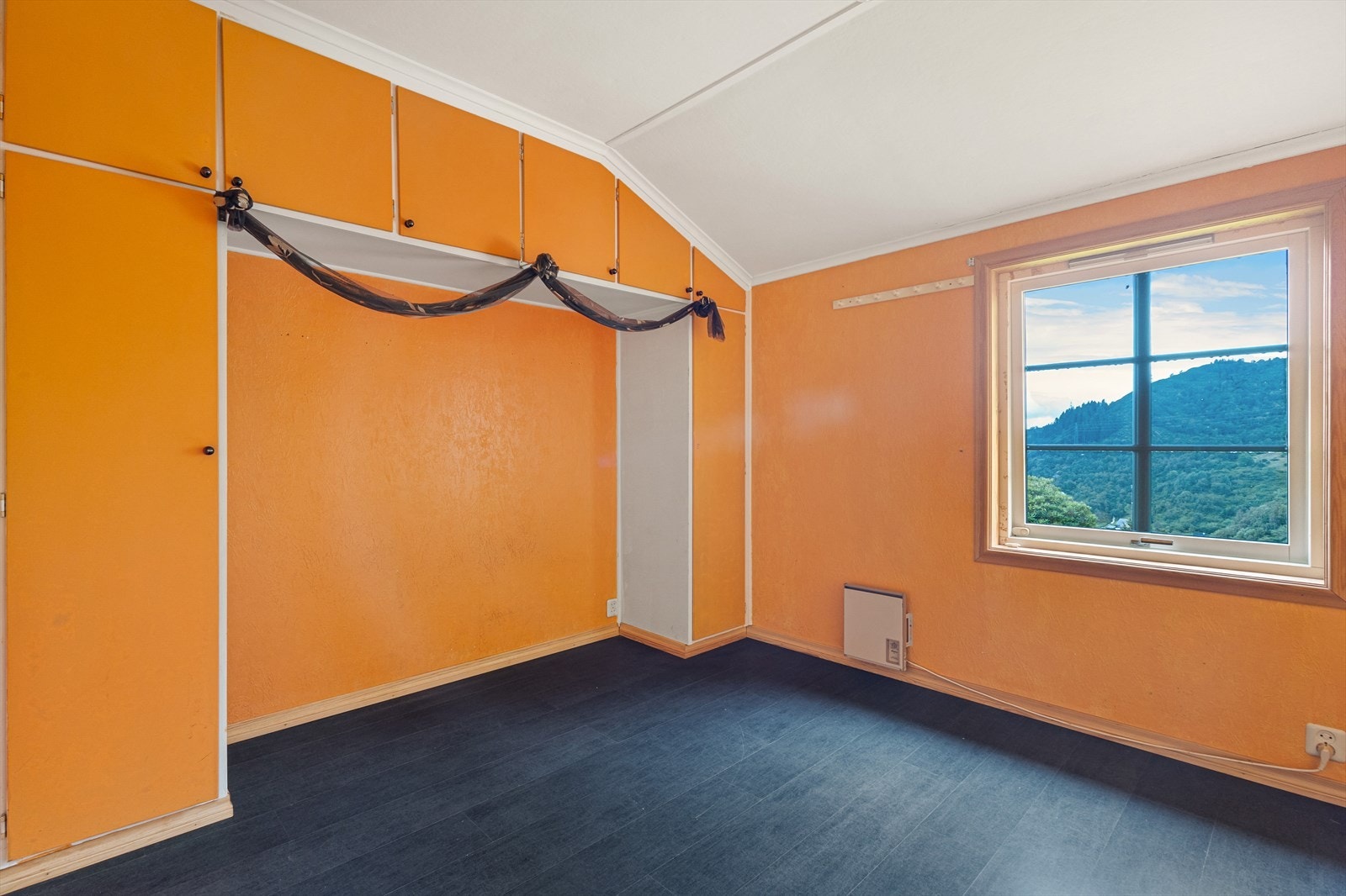 Boligen inneholder 3 soverom Galleribilde