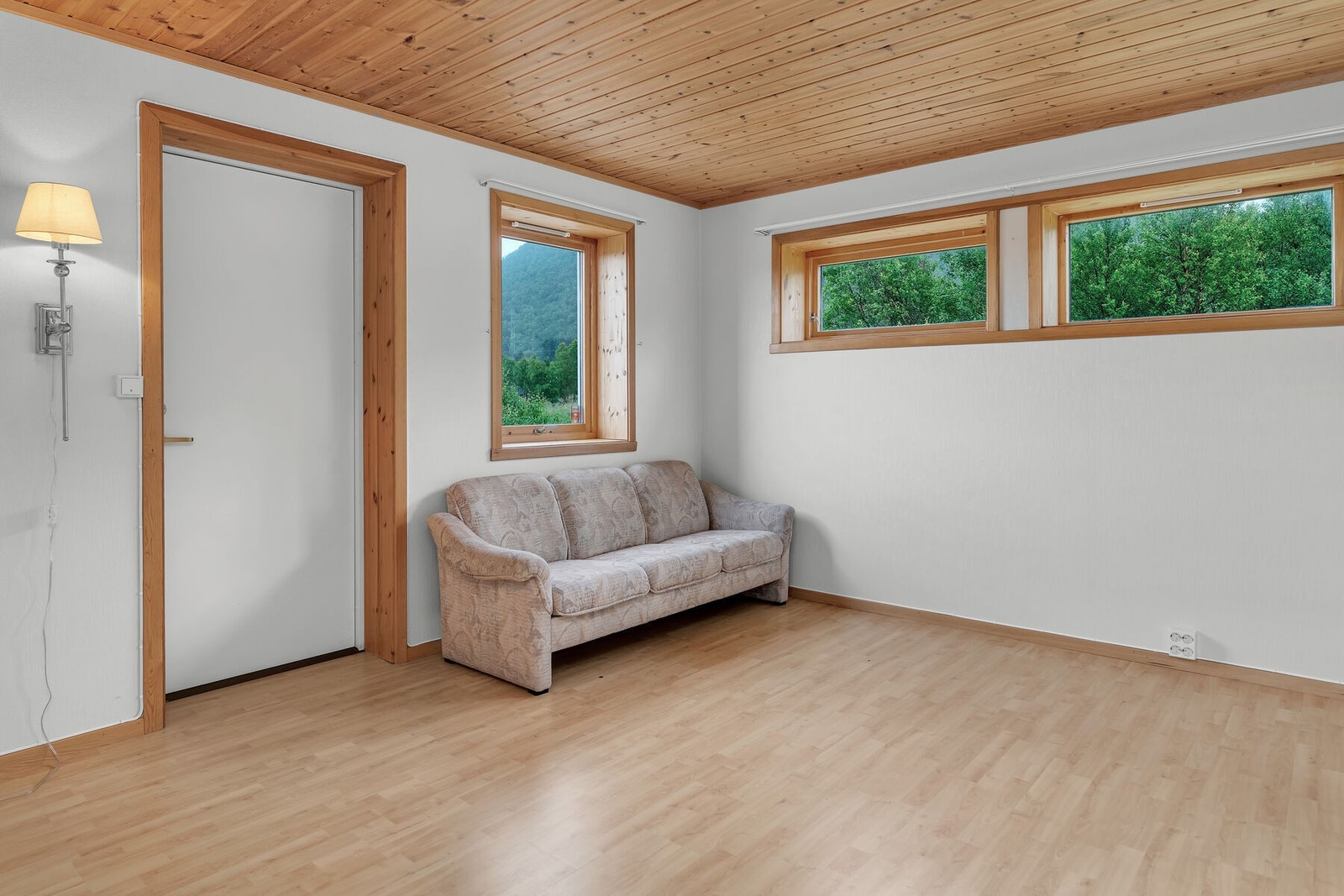 Stort disponibelt rom med flere mulige bruksområder Galleribilde