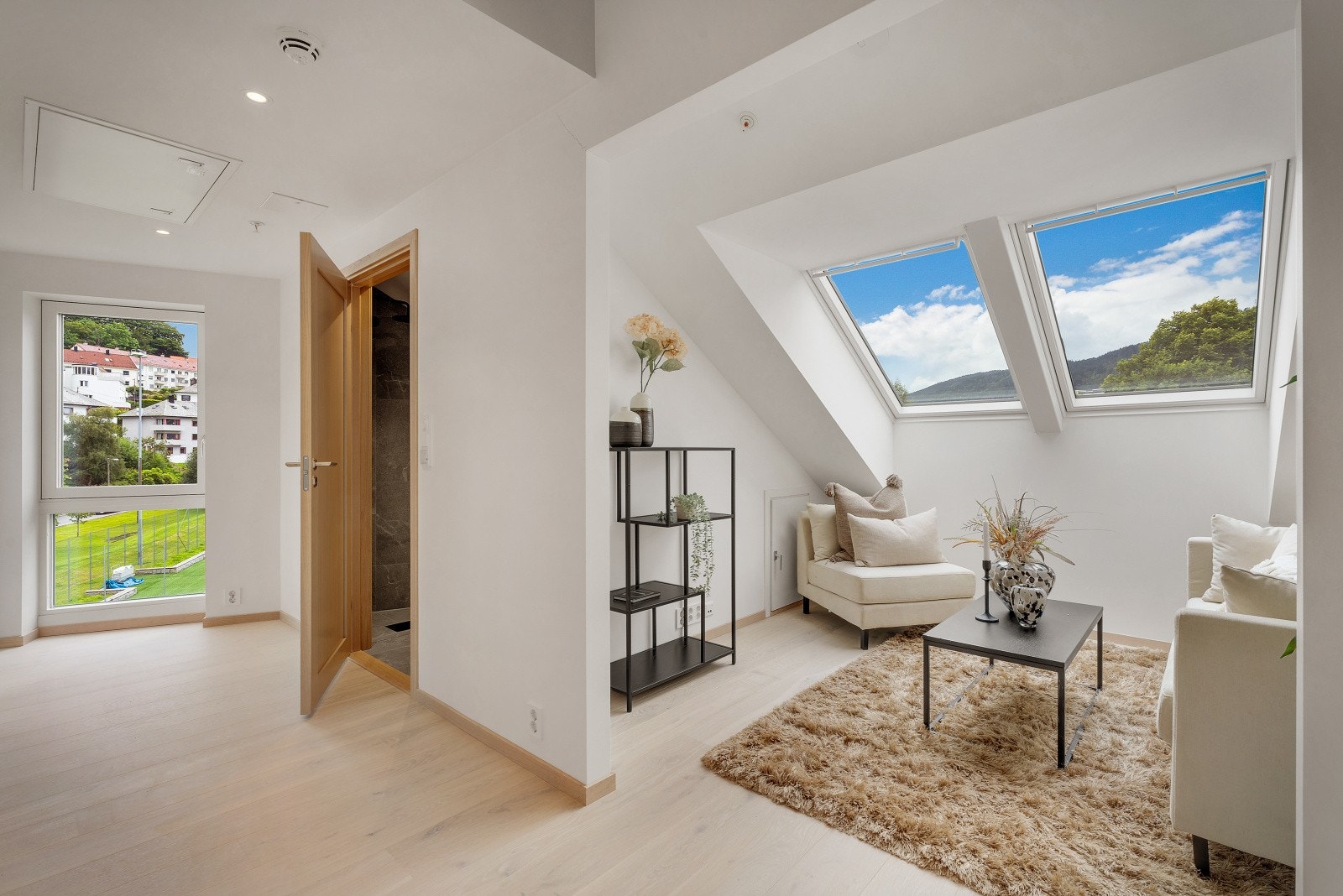 Pen og allsidig loftsstue Galleribilde
