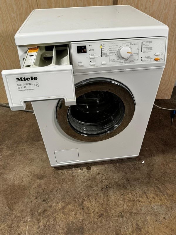 Miele Softtronic W 3241 Pris
