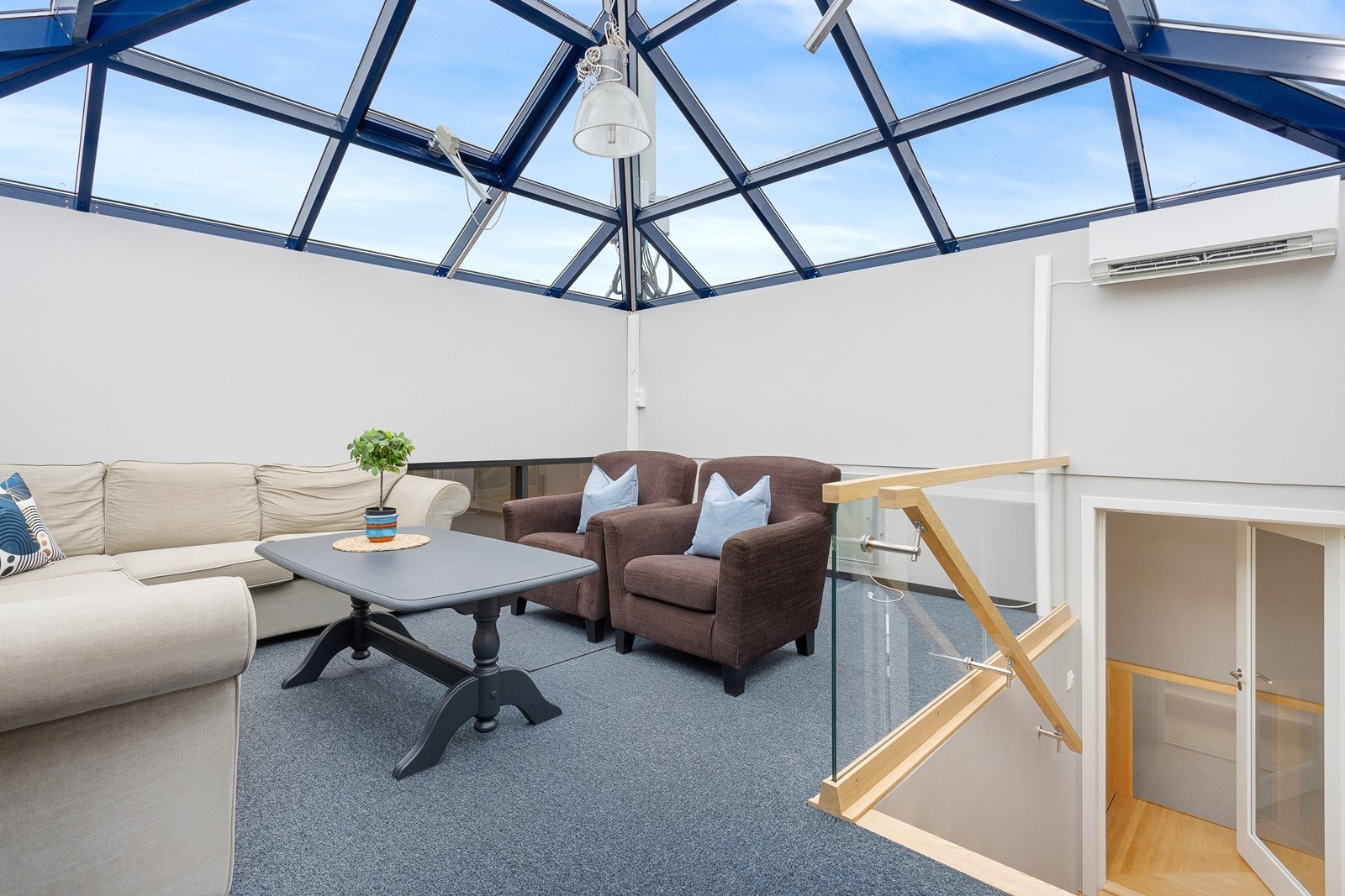 Pyramiden er også innredet som ett pauserom Galleribilde