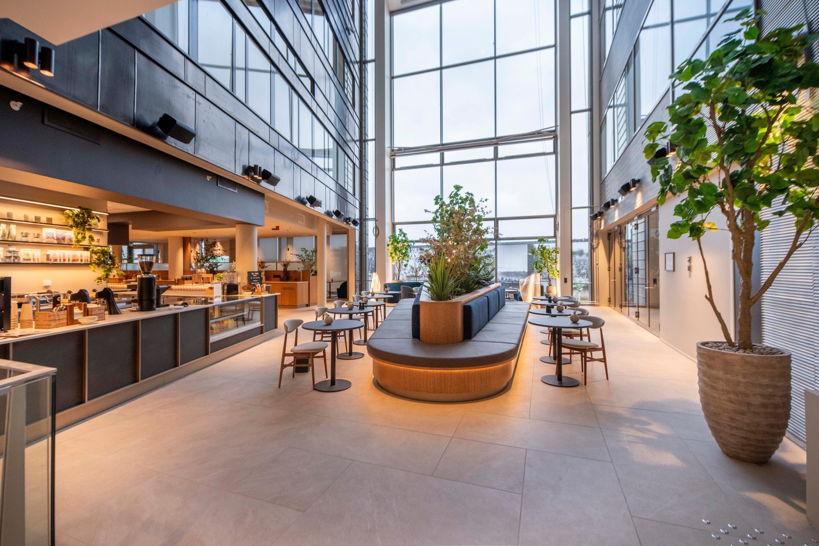 Personalrestaurant og kaffebar av meget høy kvalitet Galleribilde