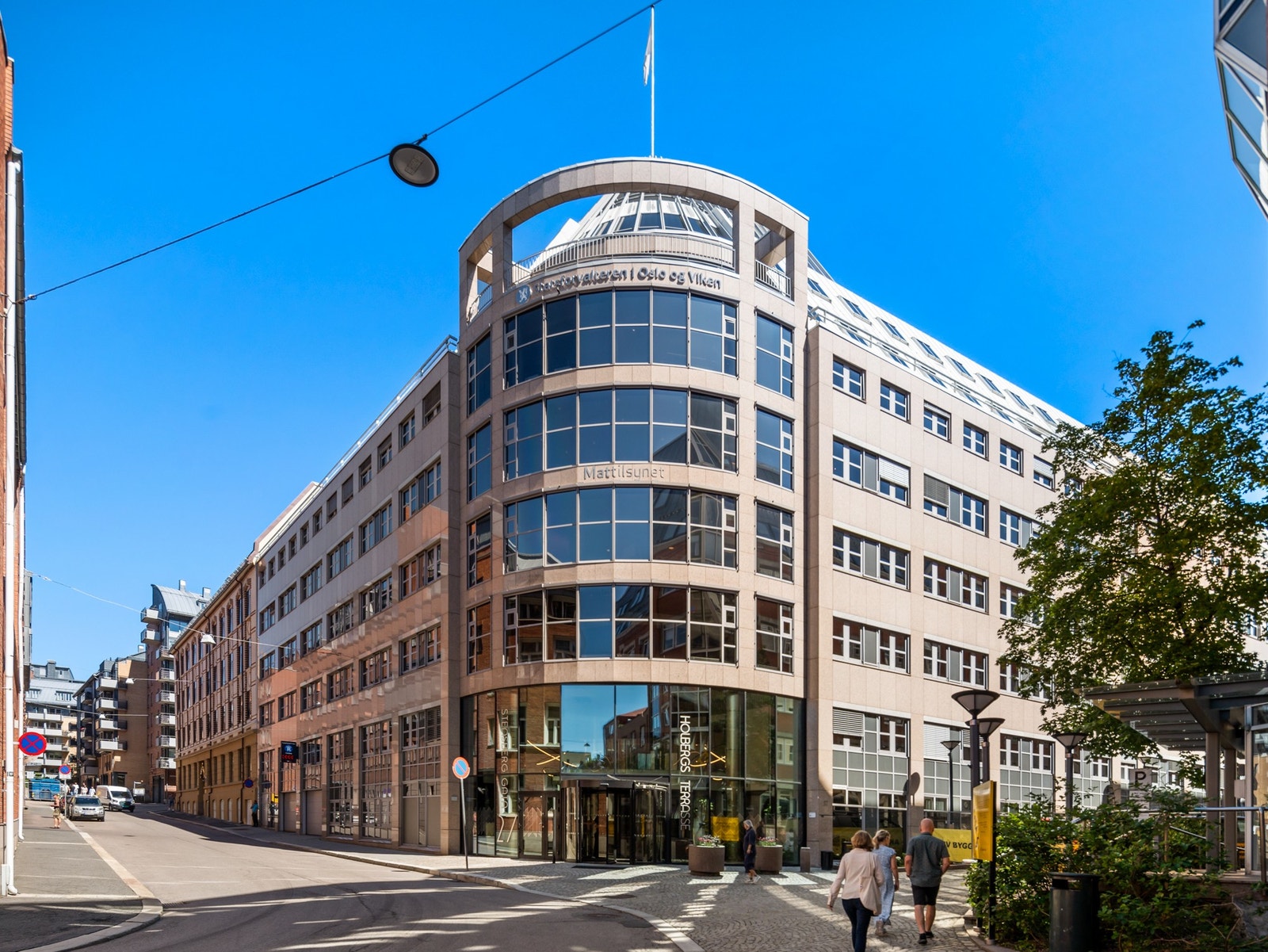 Holbergs terrasse ligger fredelig til, men meget sentralt likevel Galleribilde