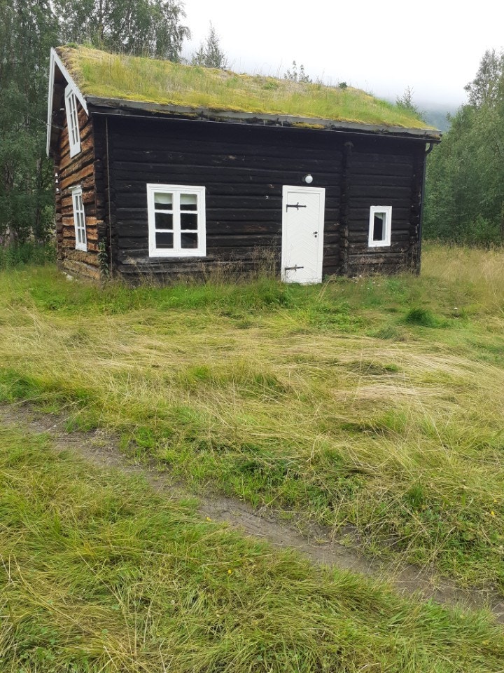 Fronten mot Rostaelva og mot øst Galleribilde