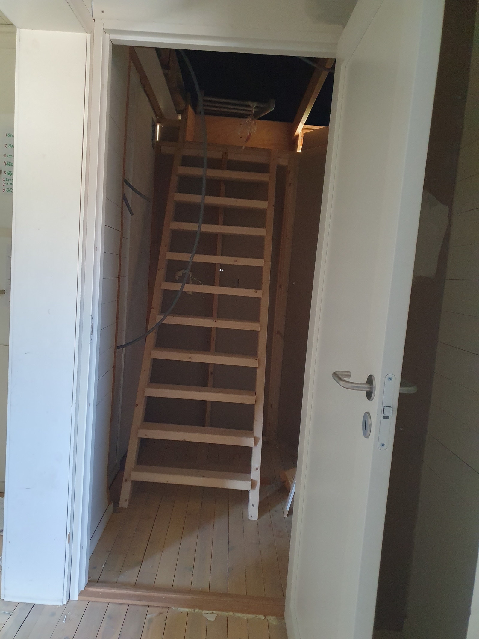 Trapp 2 etasje loft. Galleribilde