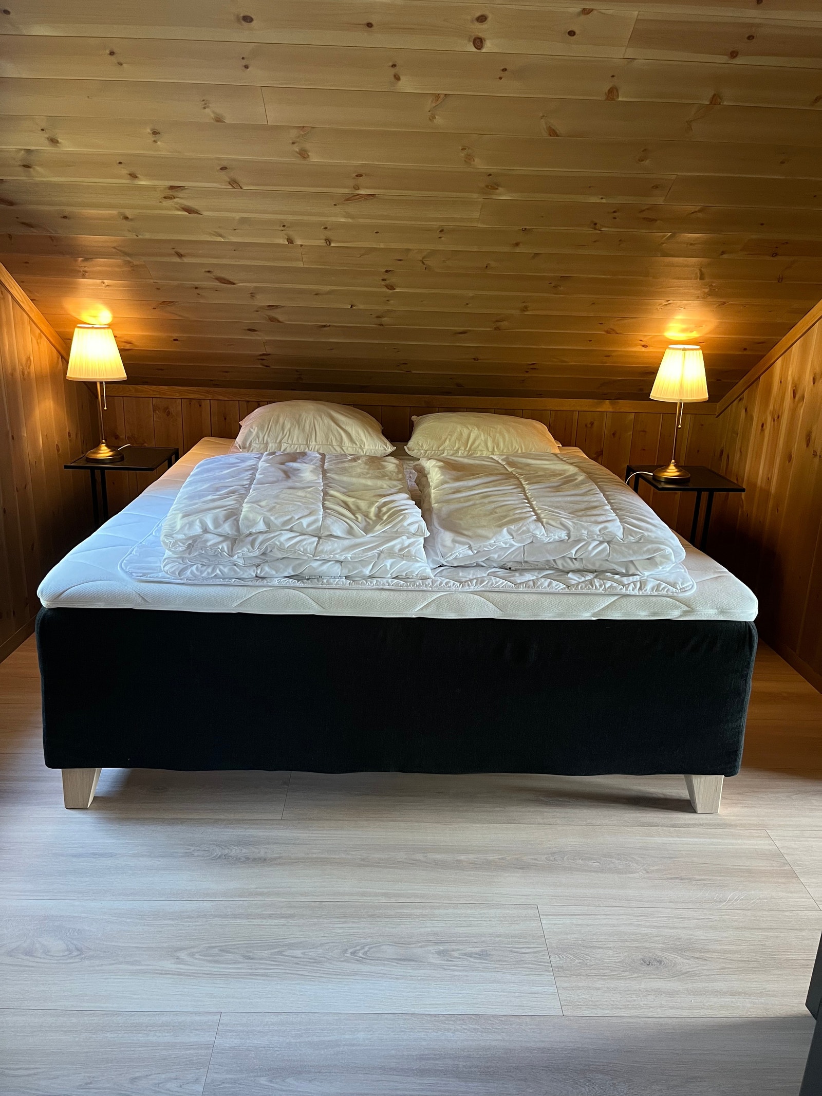 Sov 4 med dobbelstseng og enkeltseng i 2. etg Galleribilde