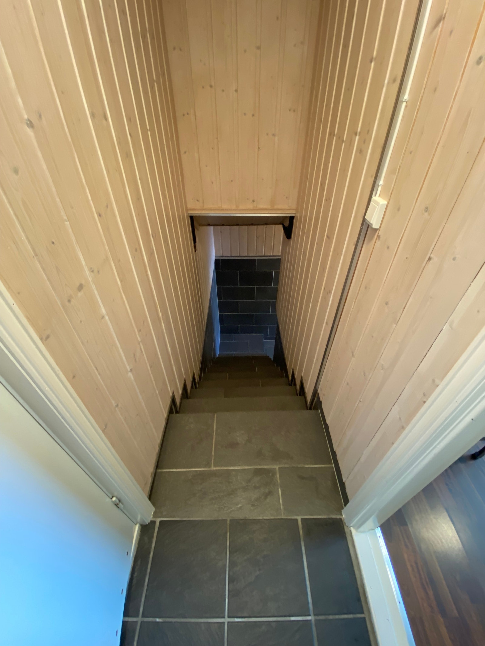 Innvendig trapp sett ovenfra Galleribilde