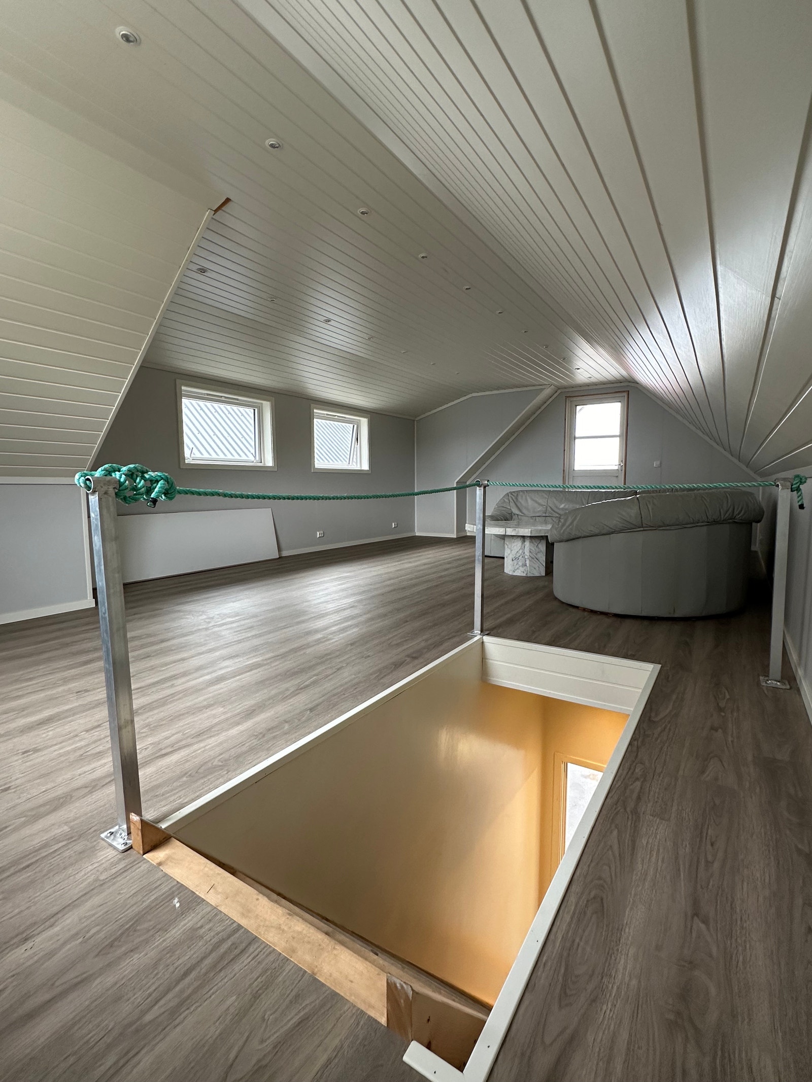 God plass og takhøyde i 2.etg Galleribilde