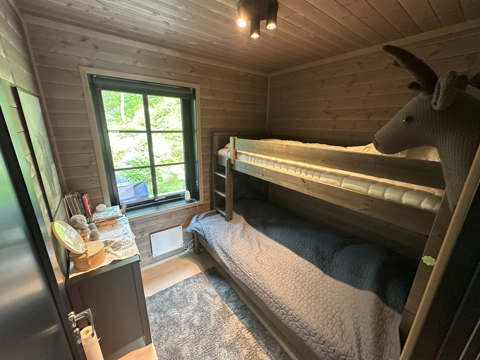 Soverom 1 (køyeseng med 120cm bredde nede og 90cm i overkøyen). Galleribilde