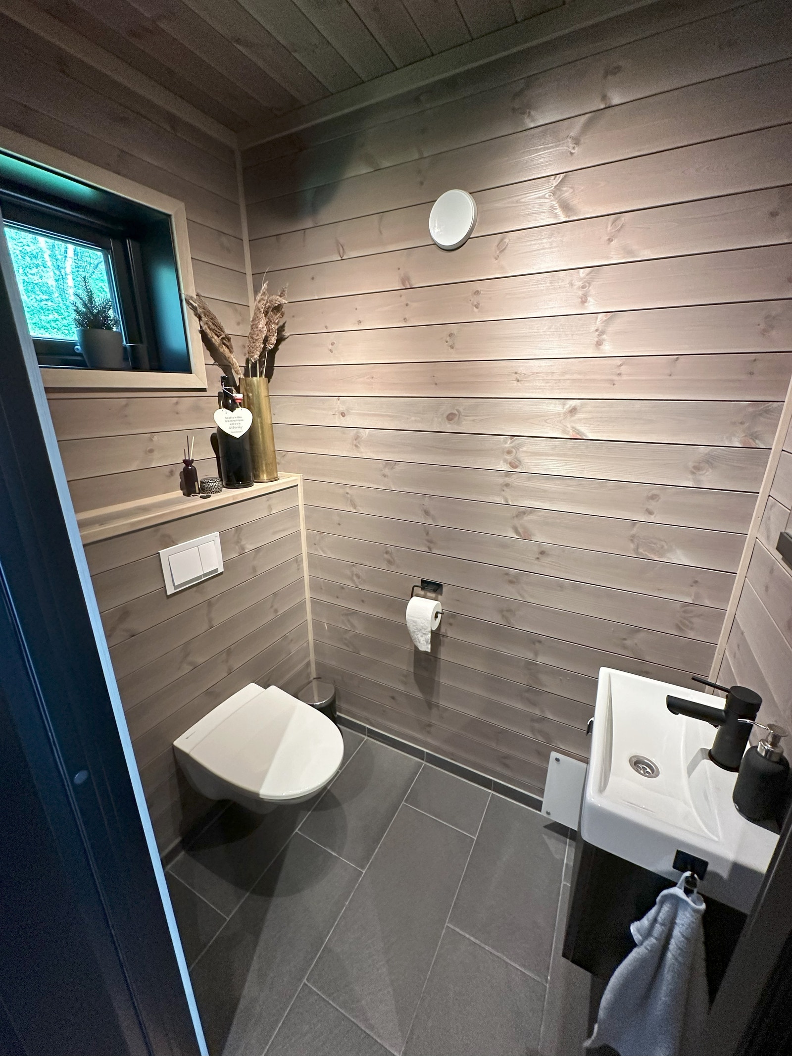 Gjestetoalett Galleribilde