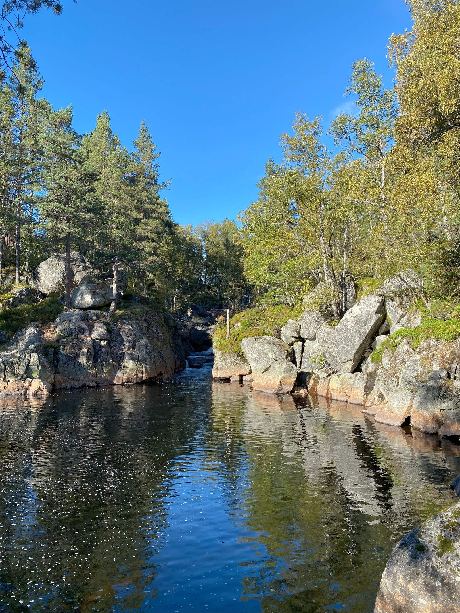 Populær badekulp som ligger rett ved hytten. Galleribilde