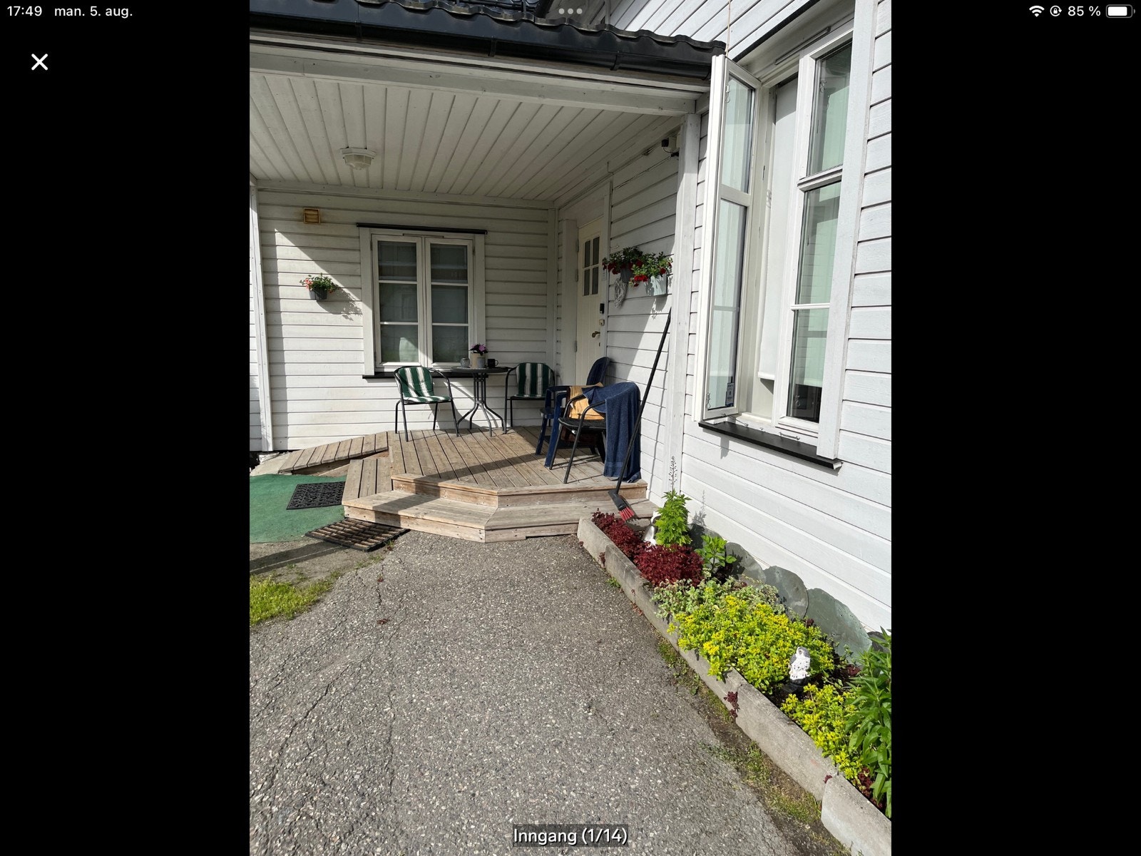 Inngangs partiet Galleribilde