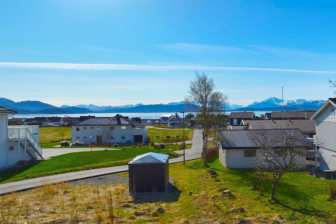 Illustrert utsikt fra leilighet i 2-etasje Galleribilde