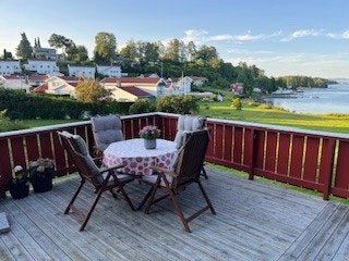 Spiseplassen mot fjorden Galleribilde