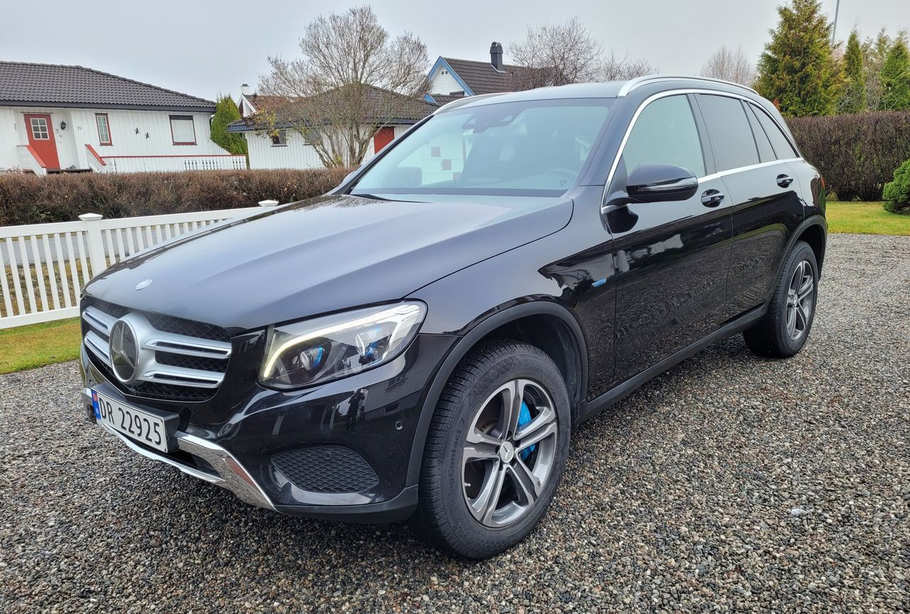Mercedes-Benz GLC 350 E 2.0-211 4MATIC,327HK. 2