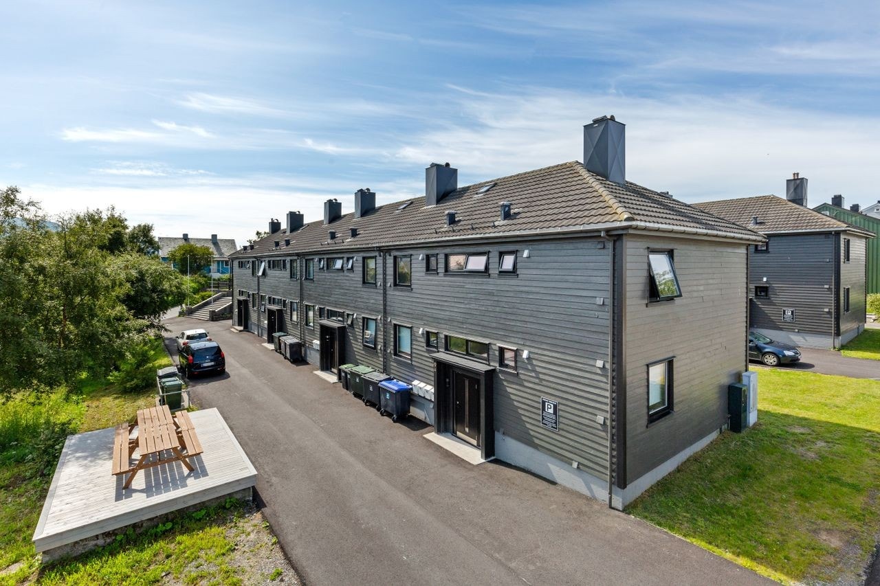 Fasade og uteområde Galleribilde