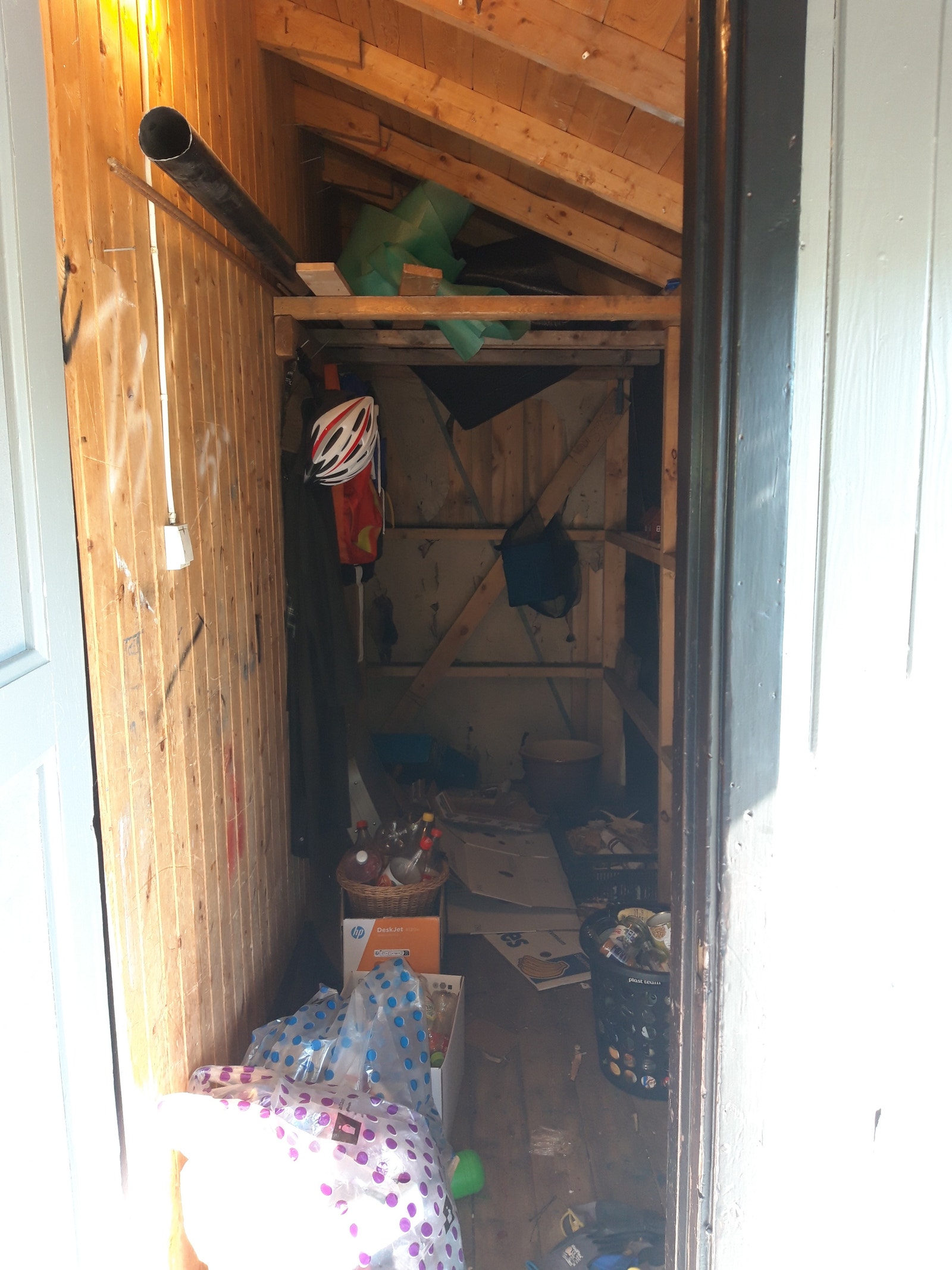 Bod ute med lys. Rett ved inngang. Galleribilde