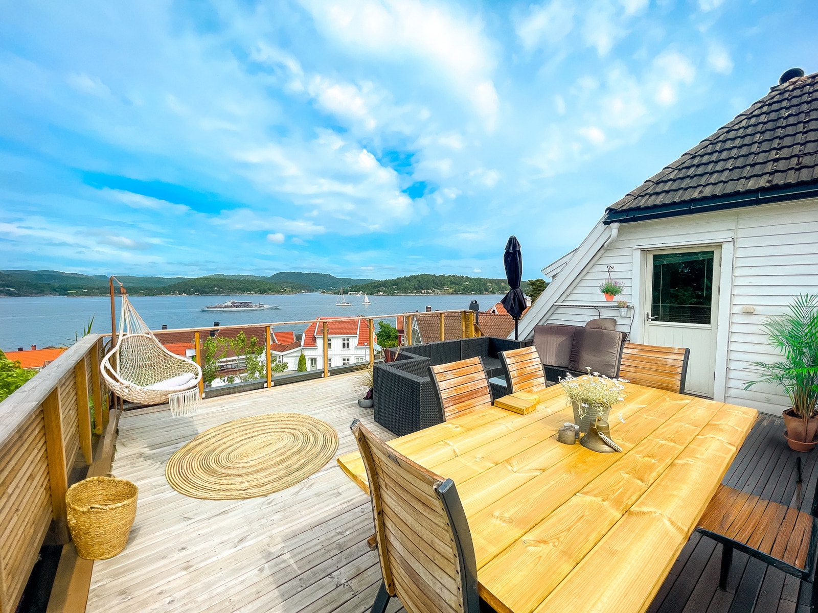 Veranda med fantastisk Panorama utsikt over Bergsbygda-Sandøya Galleribilde