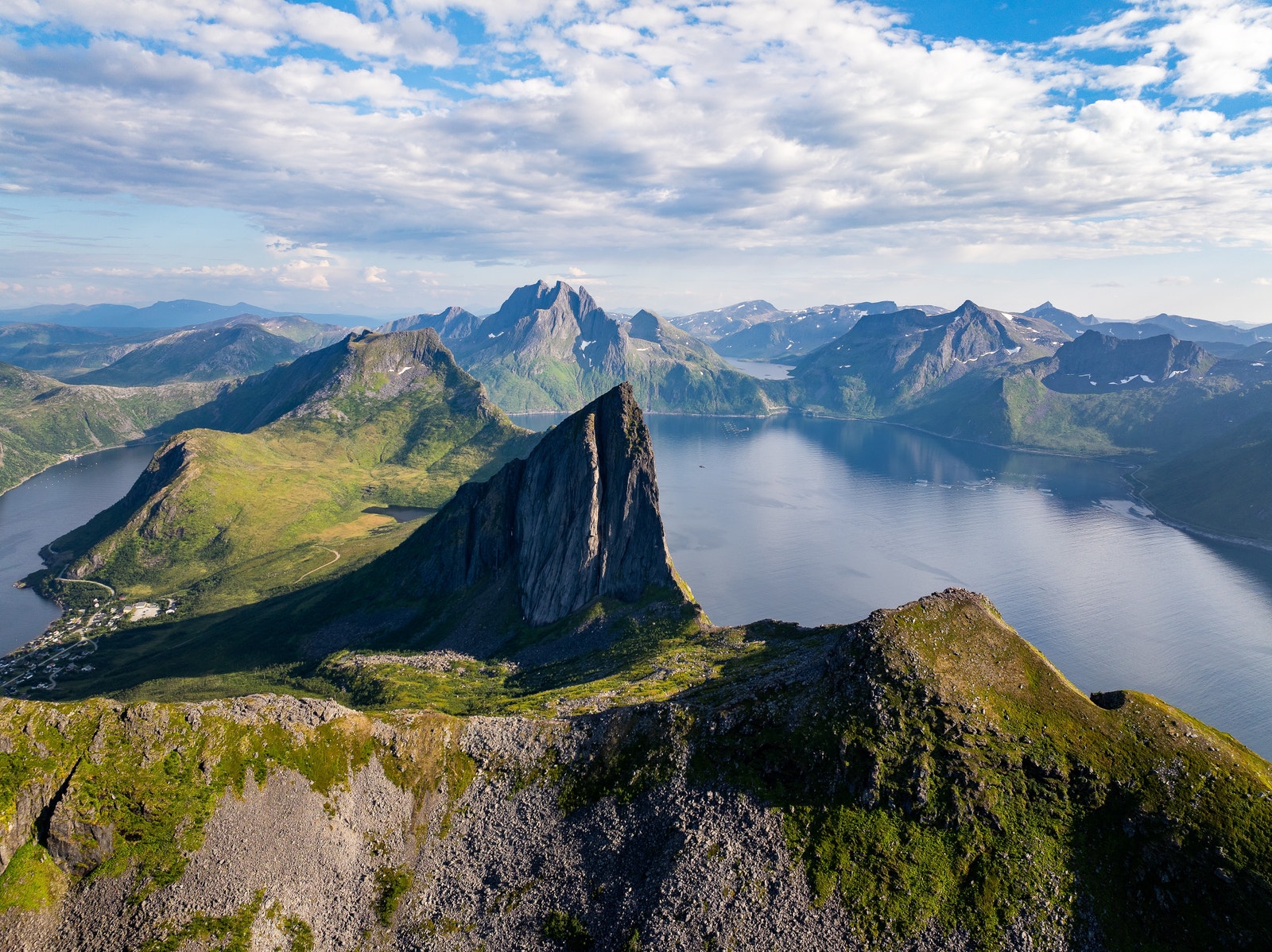 Kort vei til Segla. Bildet tatt av @christiantvedt Galleribilde