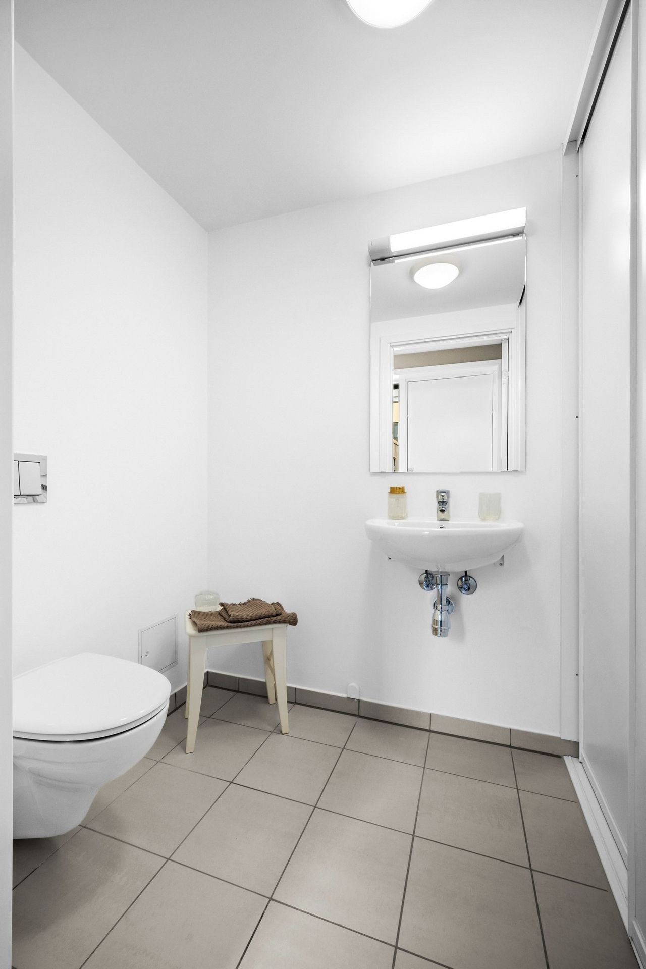 Separat wc. Bilde fra en annen bolig i prosjektet med samme planløsning. Galleribilde