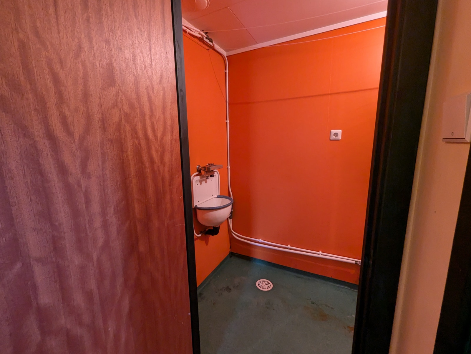 Kjellar - Vaskerom Galleribilde