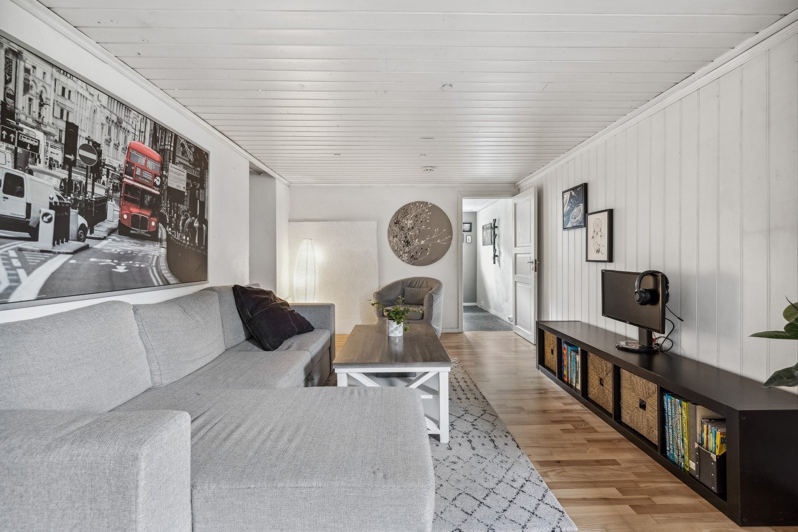 Ring oss nå 96990830 Galleribilde