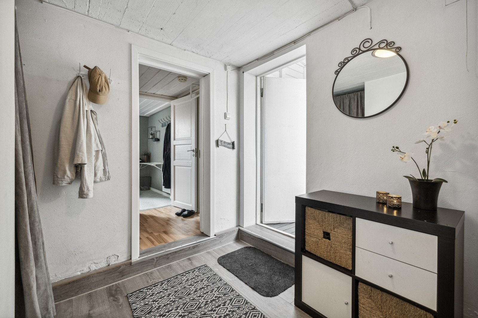Ring oss nå 96990830 Galleribilde