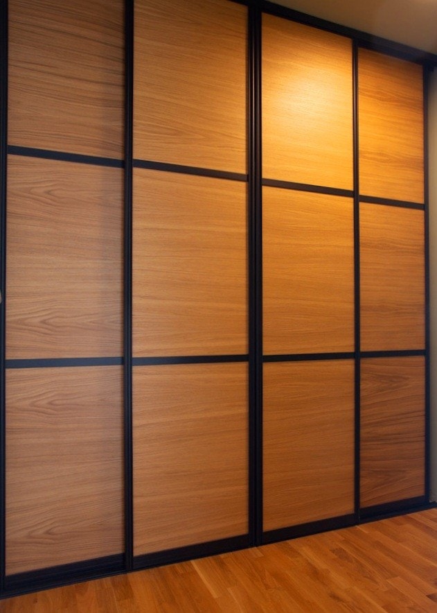 Skap i entréen Galleribilde