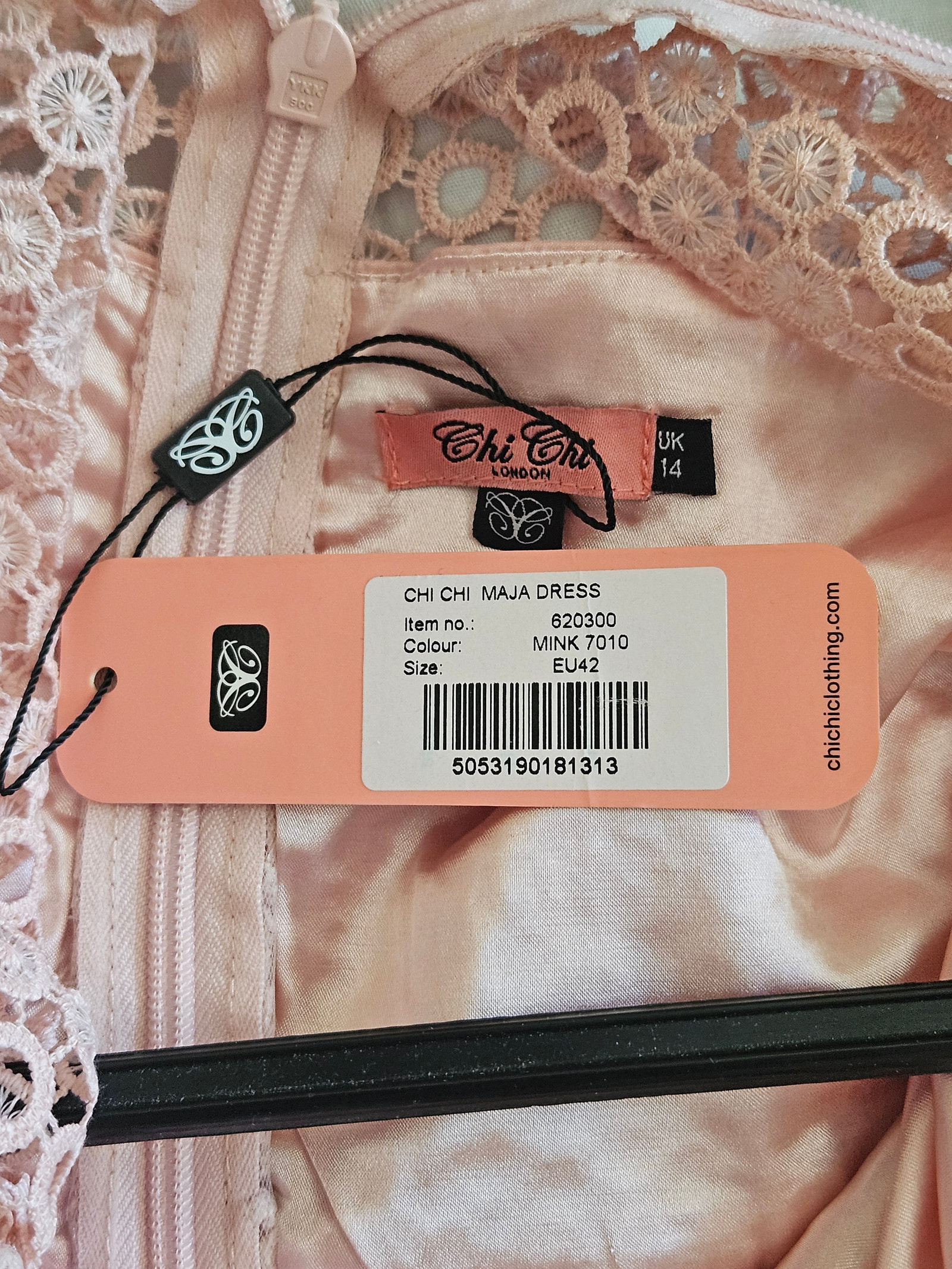 Chi chi maja dress shop