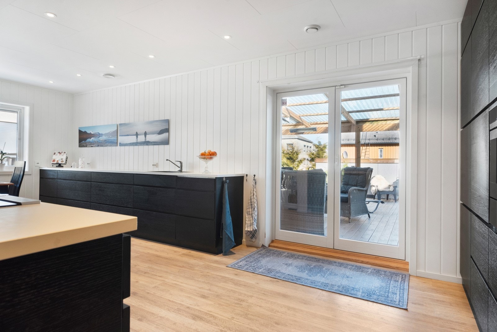 Kjøkken med utgang til stor takterasse Galleribilde