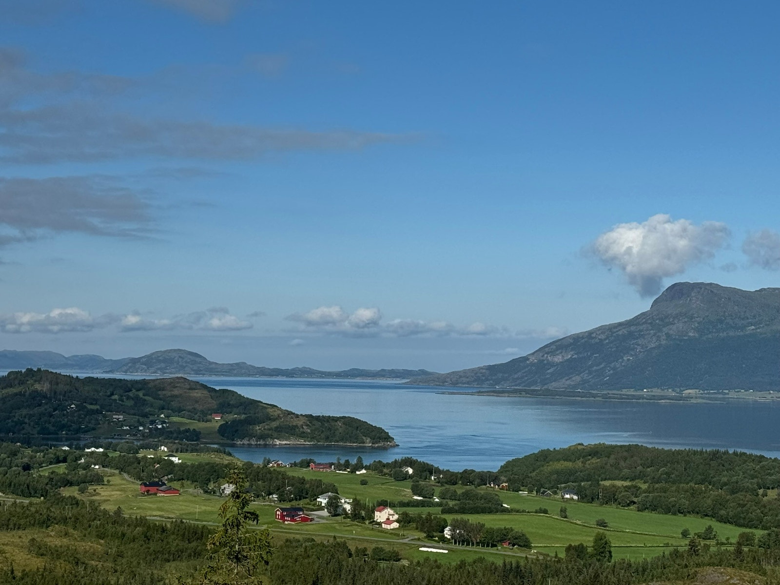 Flere fine turløyper og fjelltrimposter i nærmiljøet Galleribilde