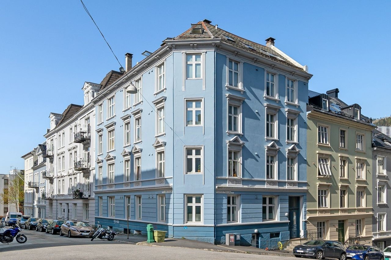 Sjarmerende bygård Galleribilde