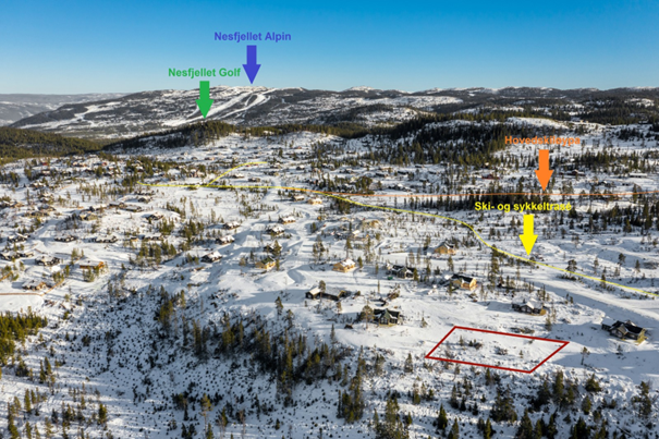 Kort avstand fra tomten til alpint, golf og ski- og sykkeltrase Galleribilde