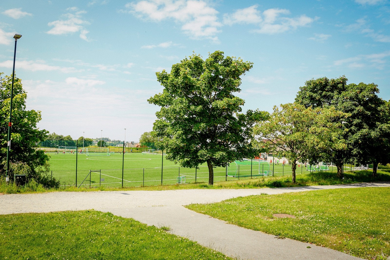 Det er gangavstand til idrettsanlegg. Galleribilde