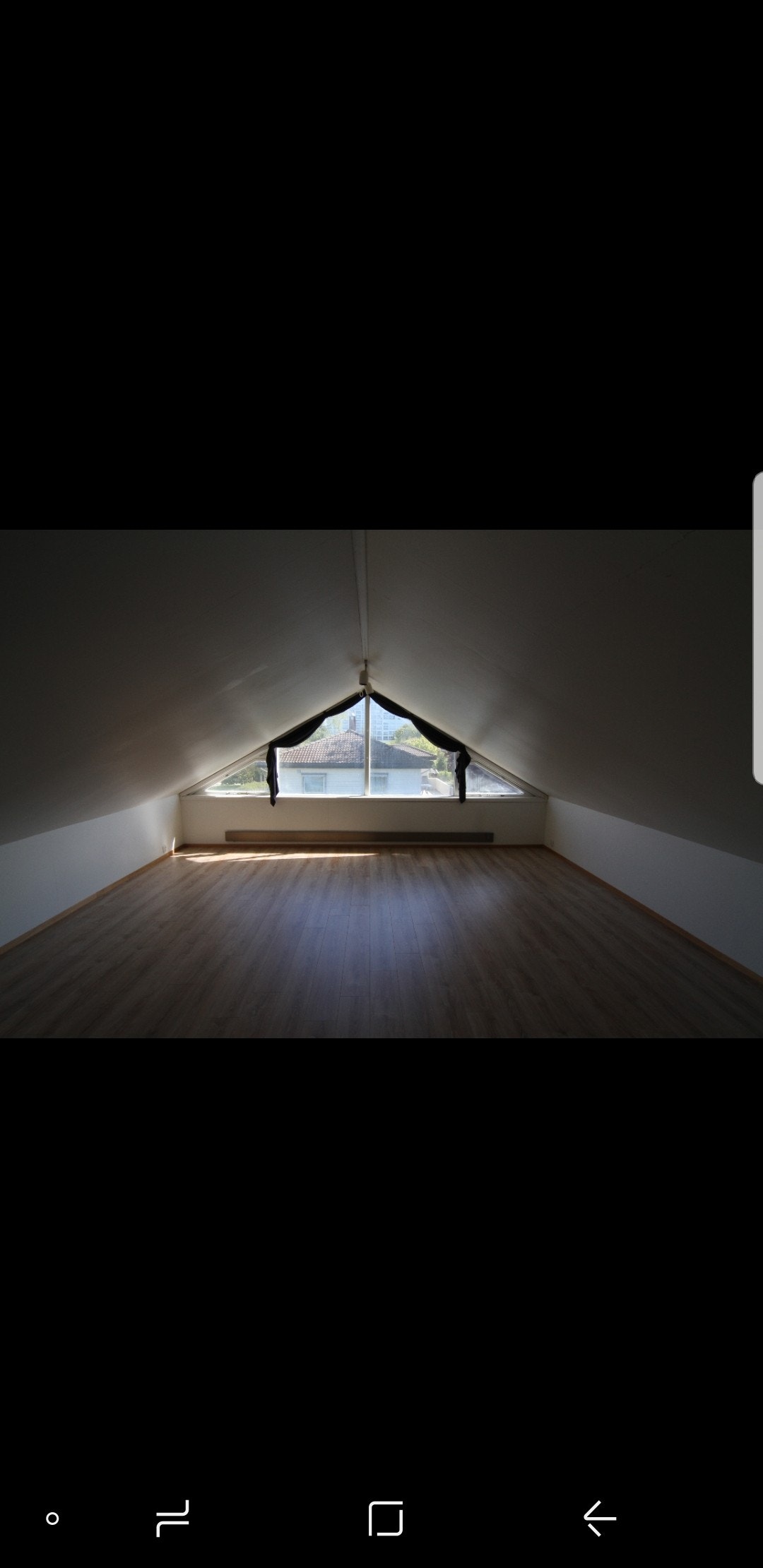 Soverom 2.etg. - det er 2 slike rom i 2etg. Galleribilde