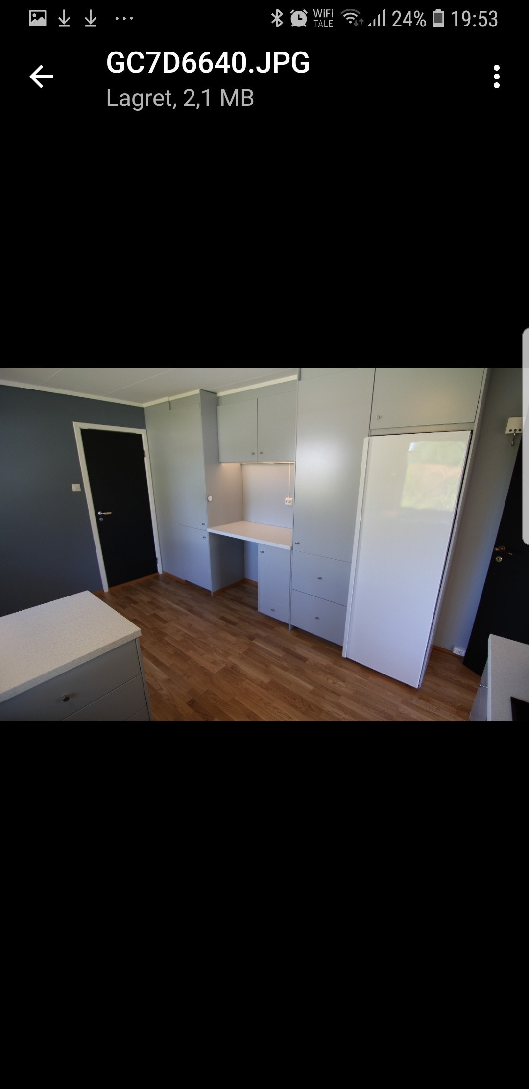 Kjøkken med spiseplass Galleribilde